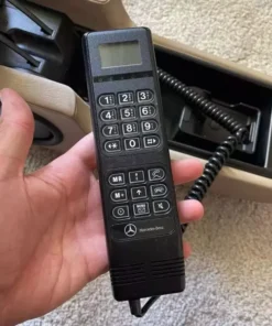 Amrest and telephone W124