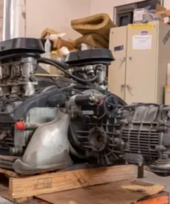 Modified 3.2L Porsche 911SC Engine and 915 Gearbox