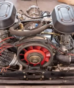 Modified 3.2L Porsche 911SC Engine And 915 Gearbox3 247x296
