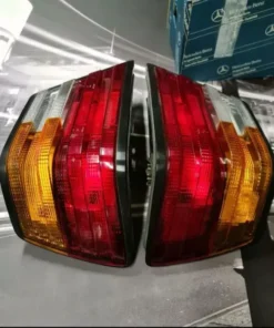 W124 Mercedes taillights